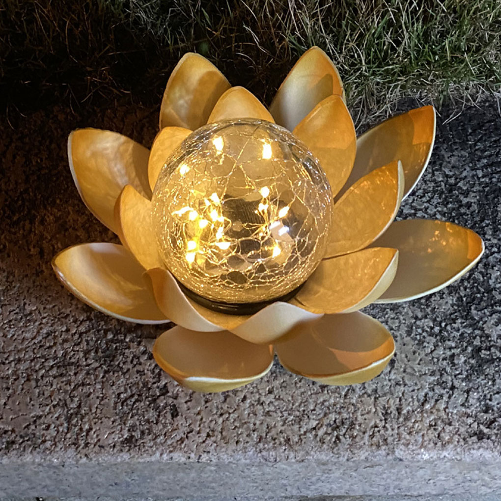 Outdoor Lighting For Christmas - Lotus geformte Garten Solar leuchten geknackt